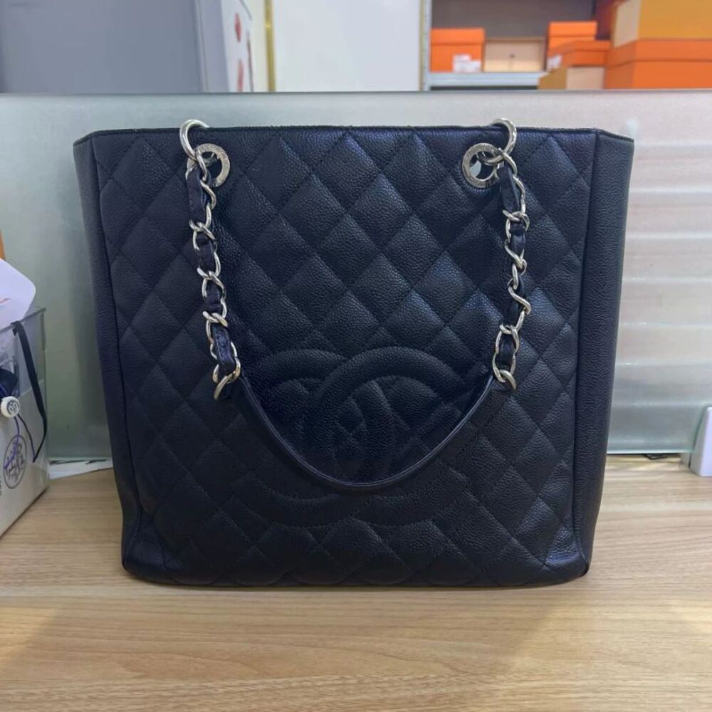 Chanel Women Pre-Loved Bag Very Good Condition